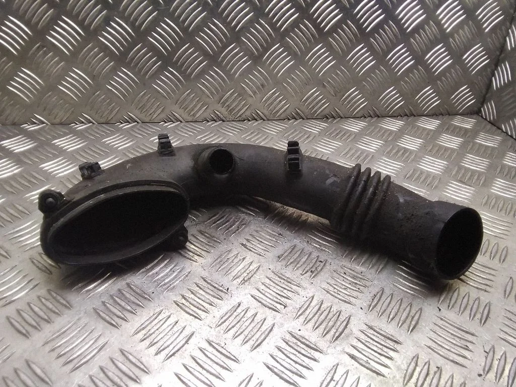 Air intake duct part – BMW 3 Series E46 (1998-2005)