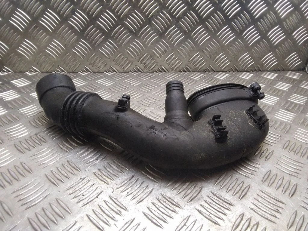 Air intake duct part – BMW 3 Series E46 (1998-2005)