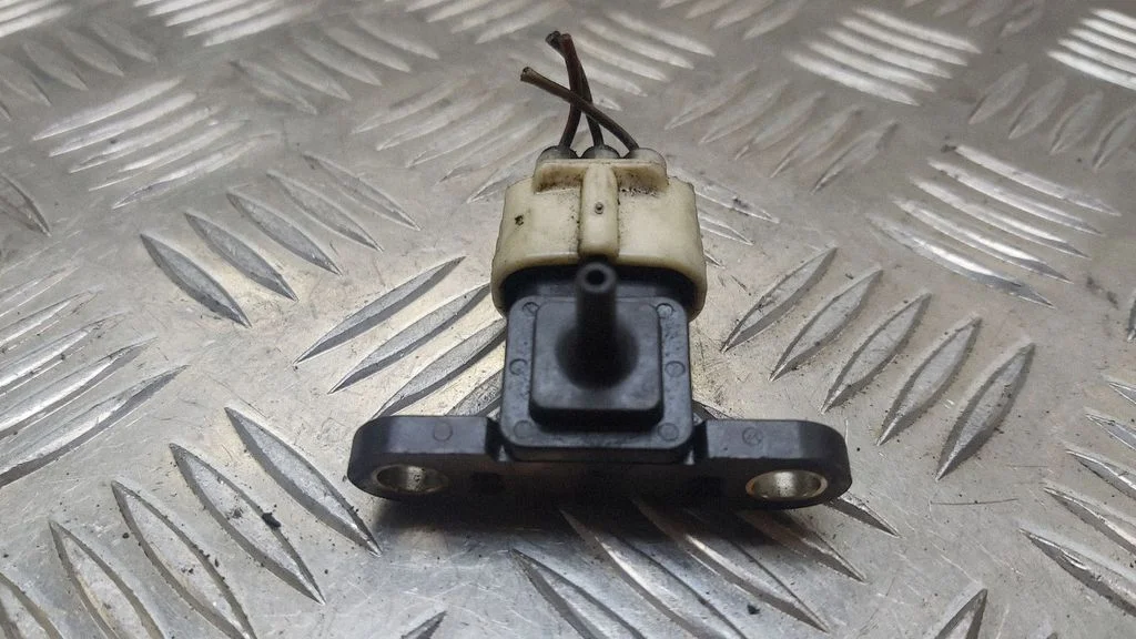 Air pressure sensor – Toyota Avensis T250 (2006-2009)