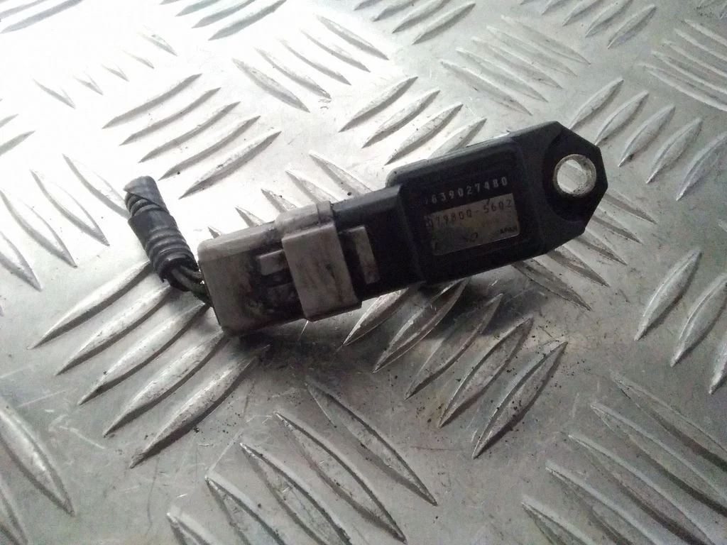 Air pressure sensor – Ford Focus C-MAX (2003-2010)
