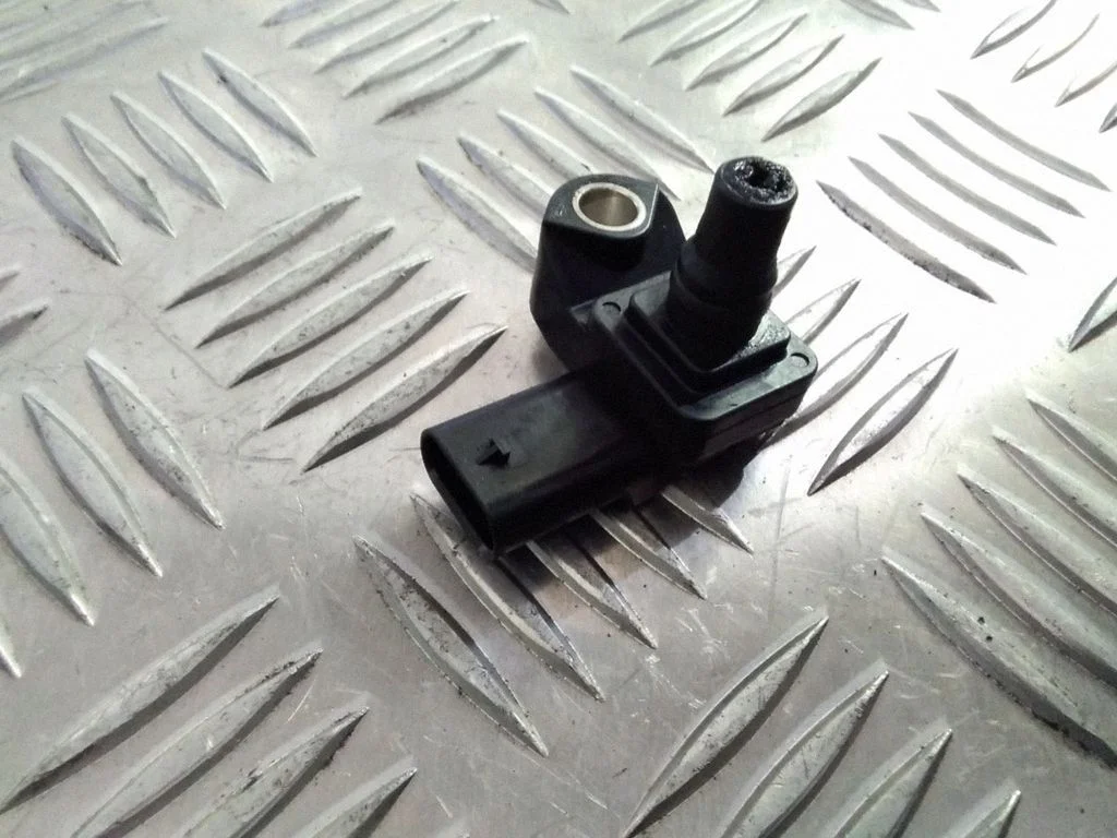 Air pressure sensor – BMW 3 Series E90 E91 (2005-2012)