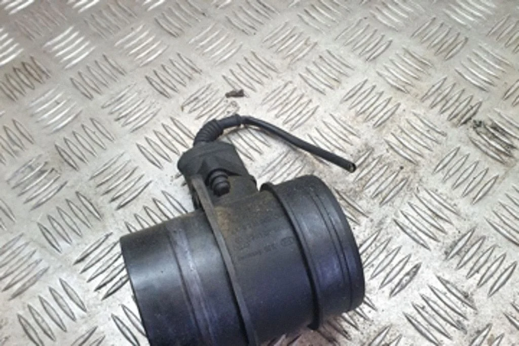 Gaisa masas mērītājs – Audi A4 S4 B6 8E 8H (2001-2005)