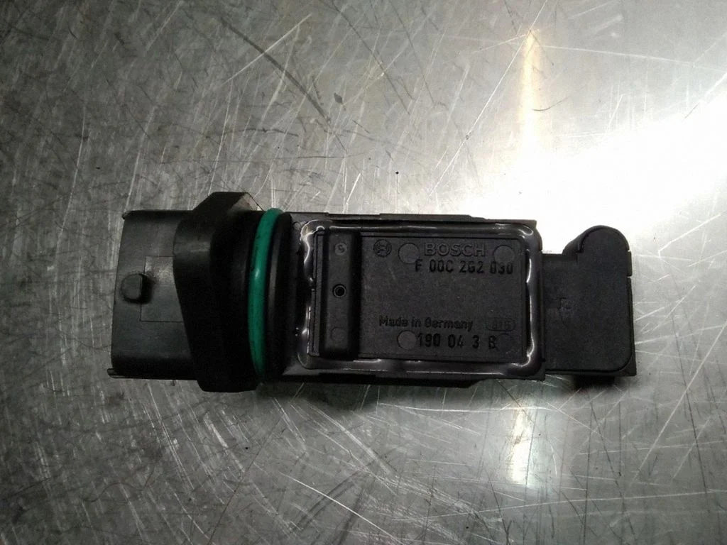 Mass air flow meter – Nissan Primera (1997-1999)