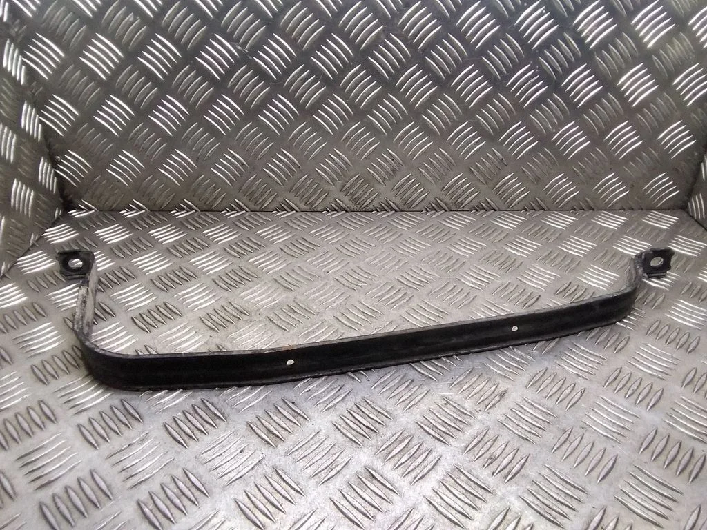 Fuel tank mounting bracket – Volkswagen Transporter - Caravelle T5 (2003-2015)