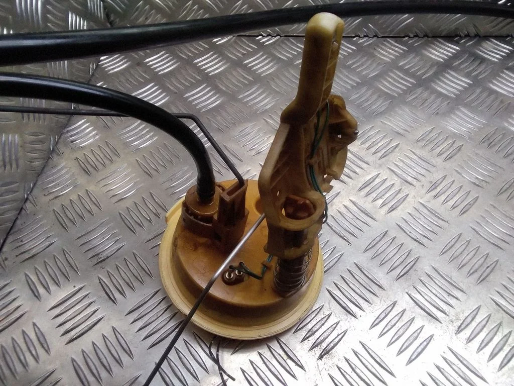 Fuel level sensor – BMW 3 Series E46 (1998-2005)