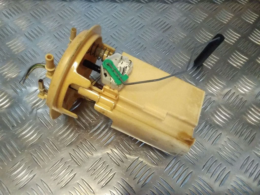 Fuel level sensor – Citroen C4 I (2004-2010)