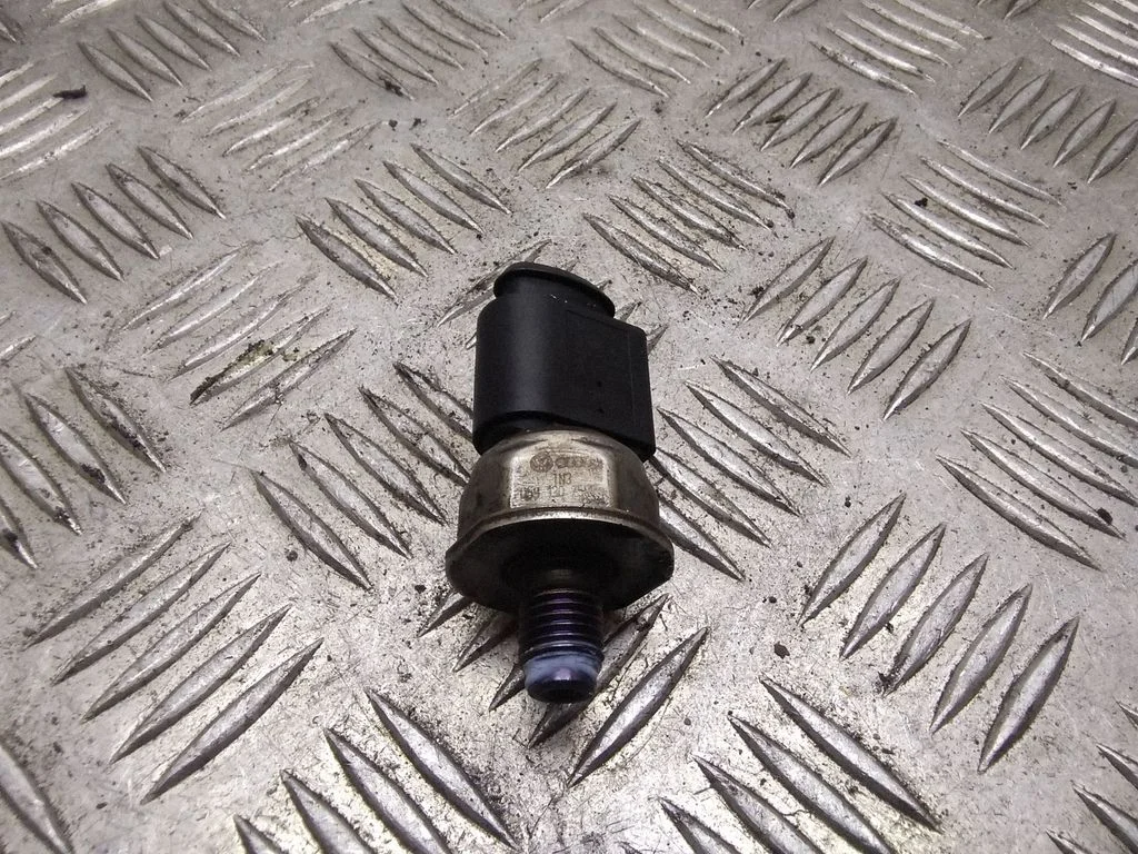 Fuel main line pipe – Audi A4 S4 B7 8E 8H (2005-2008)