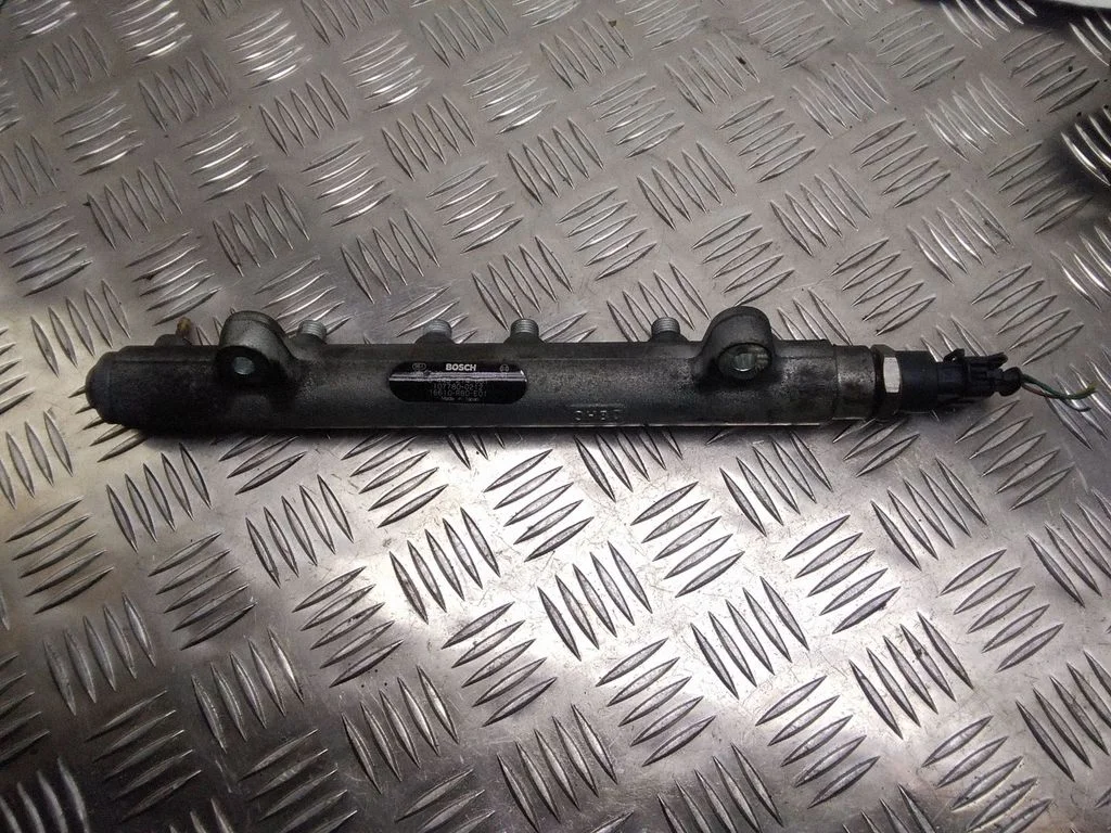 Degvielas maģistrālā caurule – Honda Civic (2006-2011)