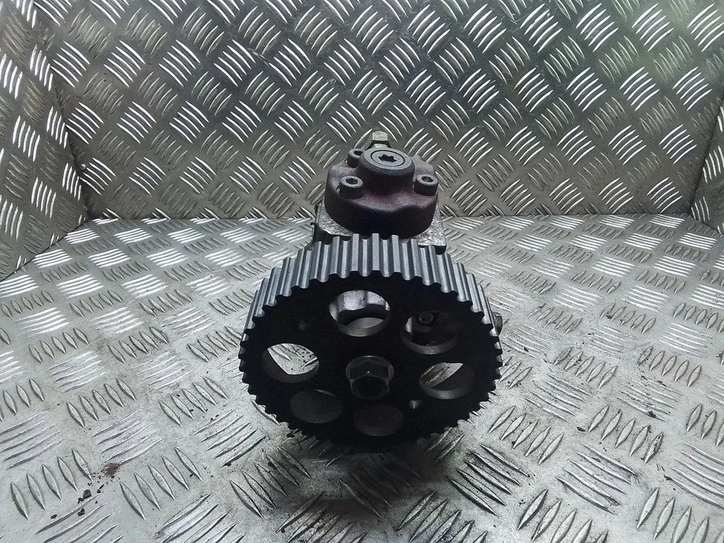 Fuel injection high pressure pump – Opel Astra H (2004-2012)