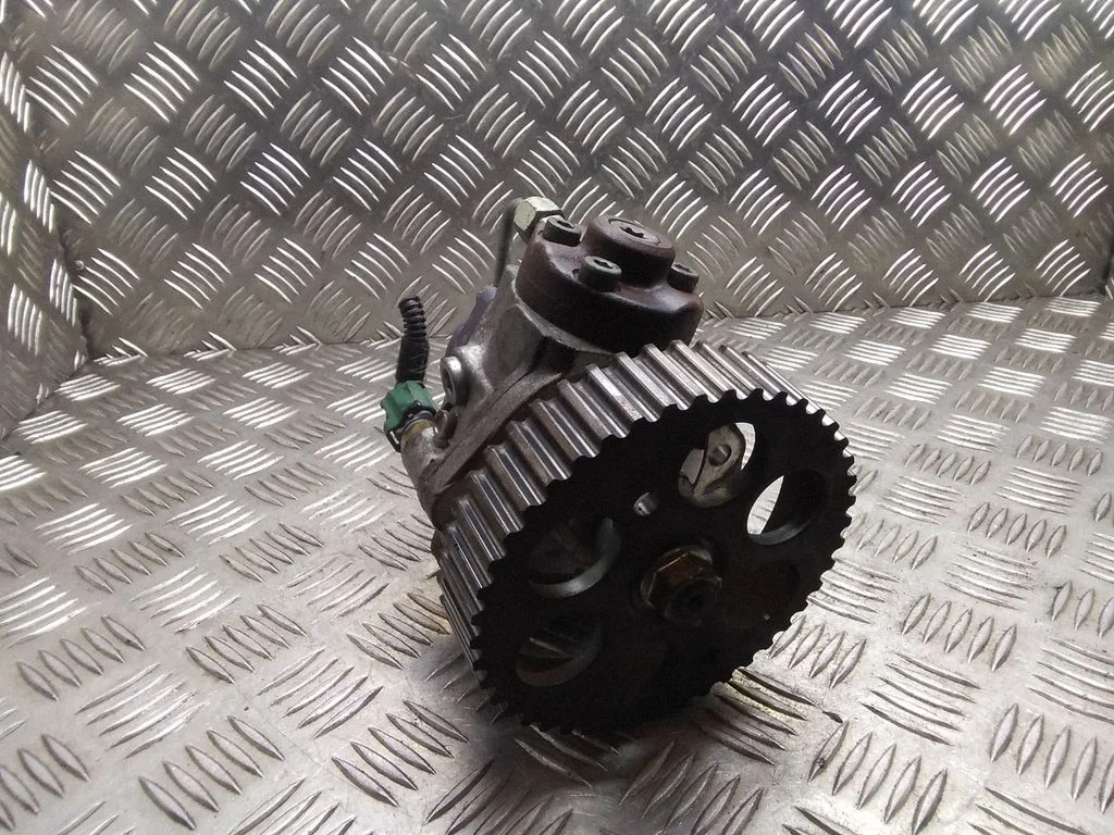 Fuel injection high pressure pump – Opel Zafira B (2005-2014)
