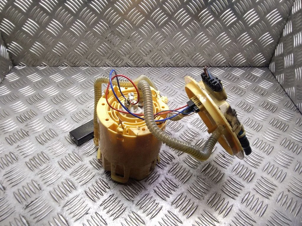 Kütusepump (paagis) – Opel Vectra C (2005-2009)