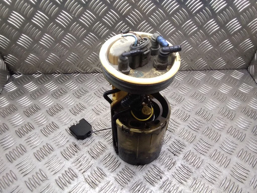 In-tank fuel pump – Volkswagen Multivan T5 (2003-2015)