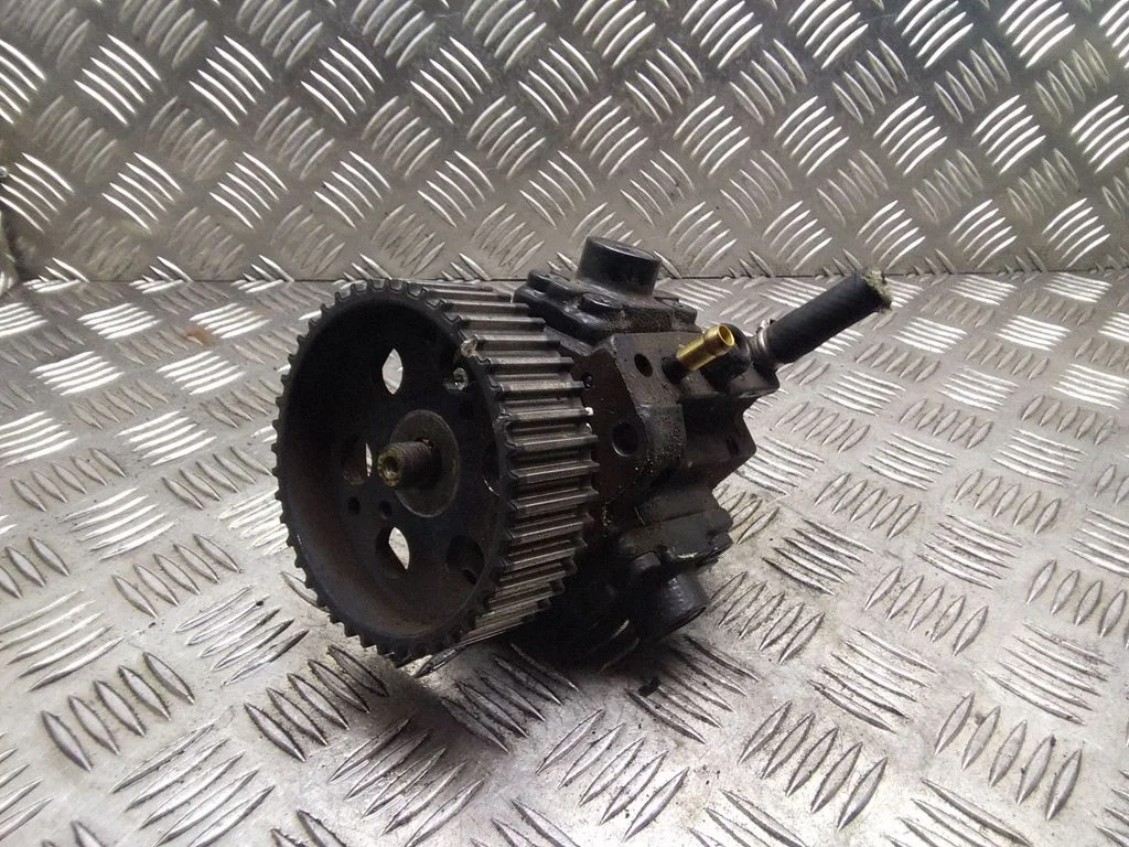 Fuel injection high pressure pump – Opel Zafira B (2005-2014)