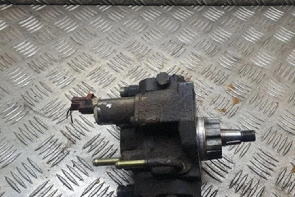 Kütuse kõrgsurvepump – Mazda MPV II LW (1999-2007)