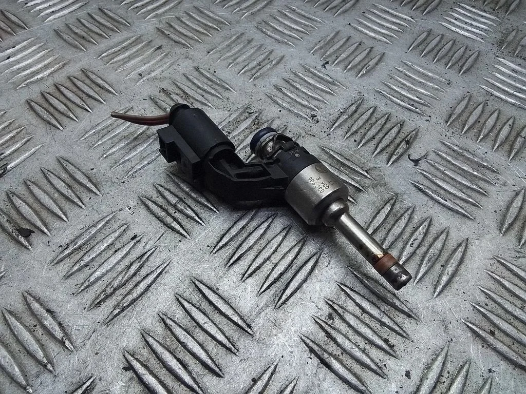 Fuel injector – Volkswagen Golf Plus (2005-2013)