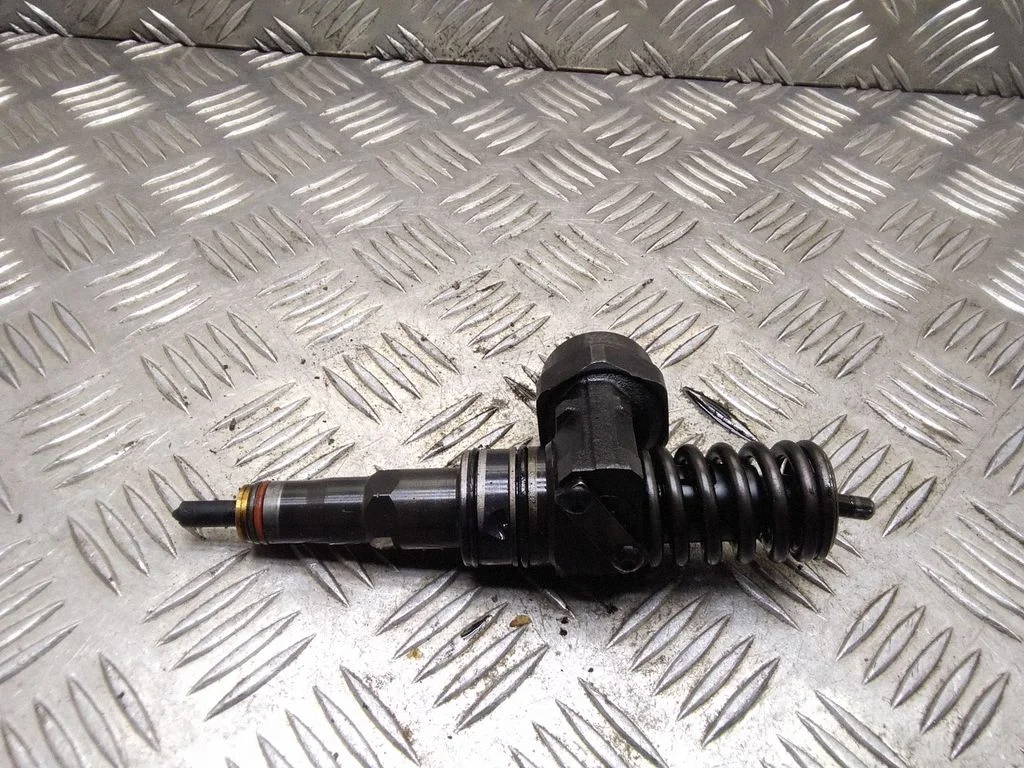 Fuel injector – Volkswagen Sharan (1996-2000)