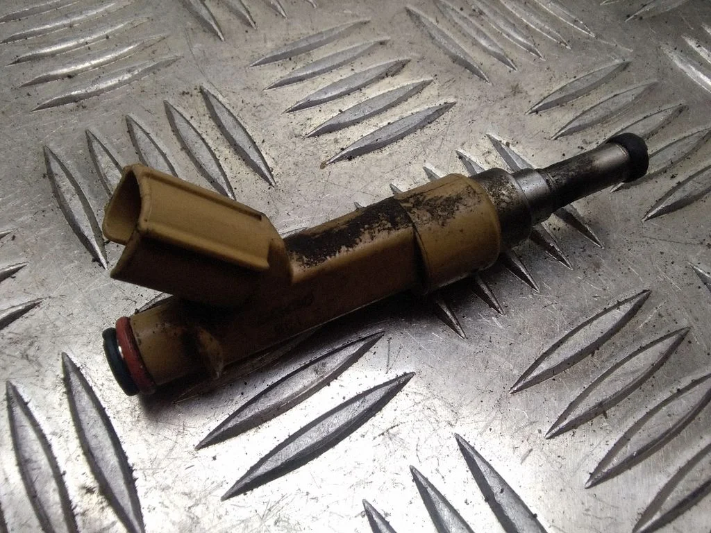 Fuel injector – Toyota Prius (XW30) (2009-2015)