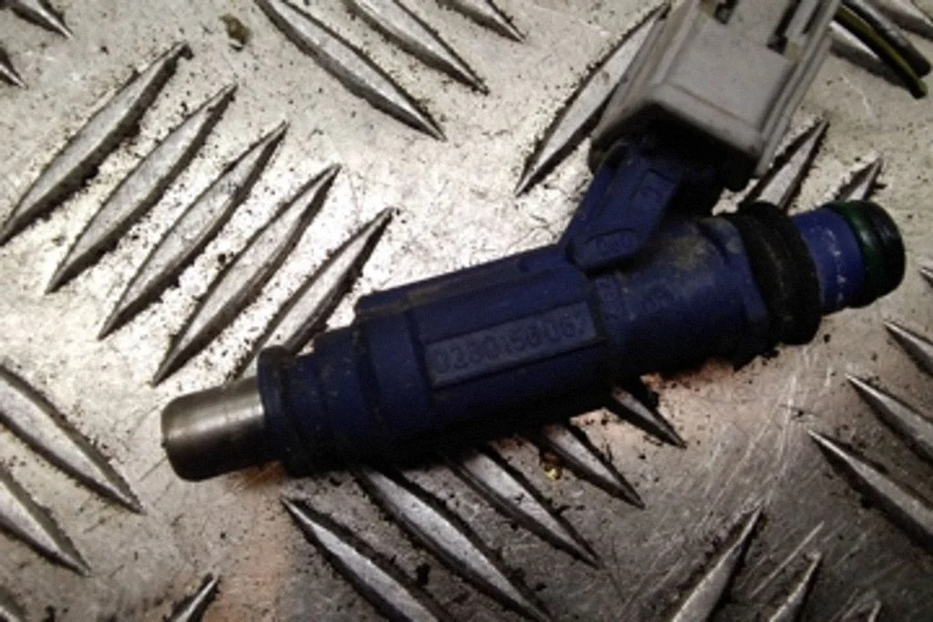 Fuel injector – Toyota Yaris Verso (1999-2005)