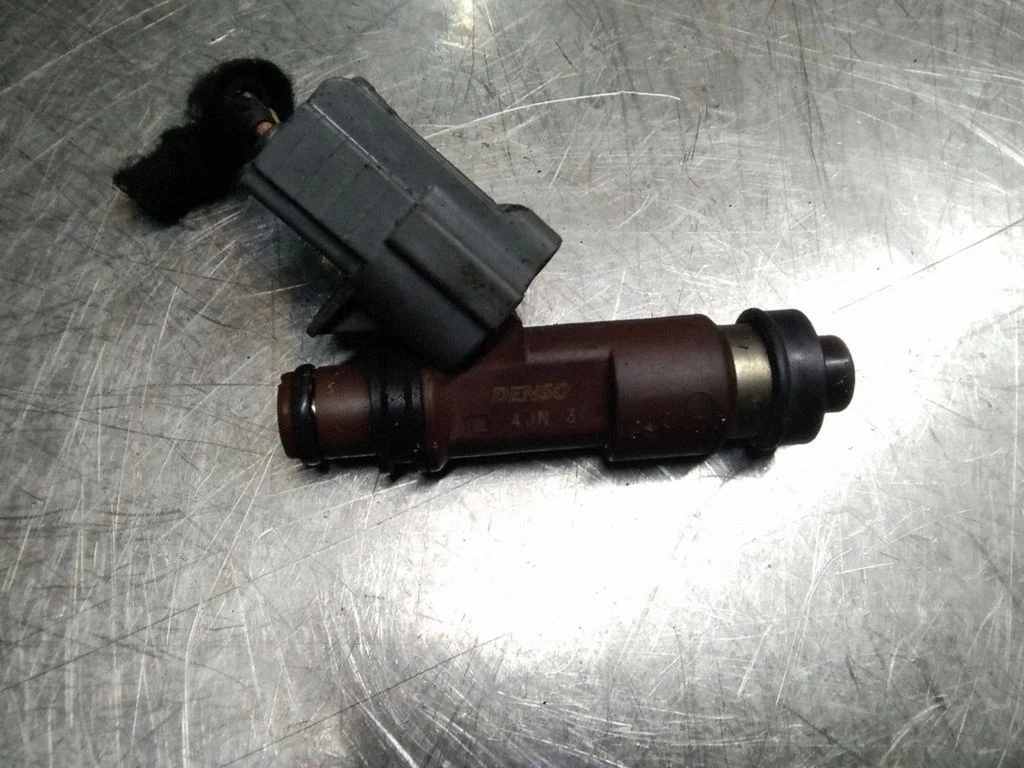Sprausla (-as) (inžektors (-i)) – Subaru Outback (2004-2006)
