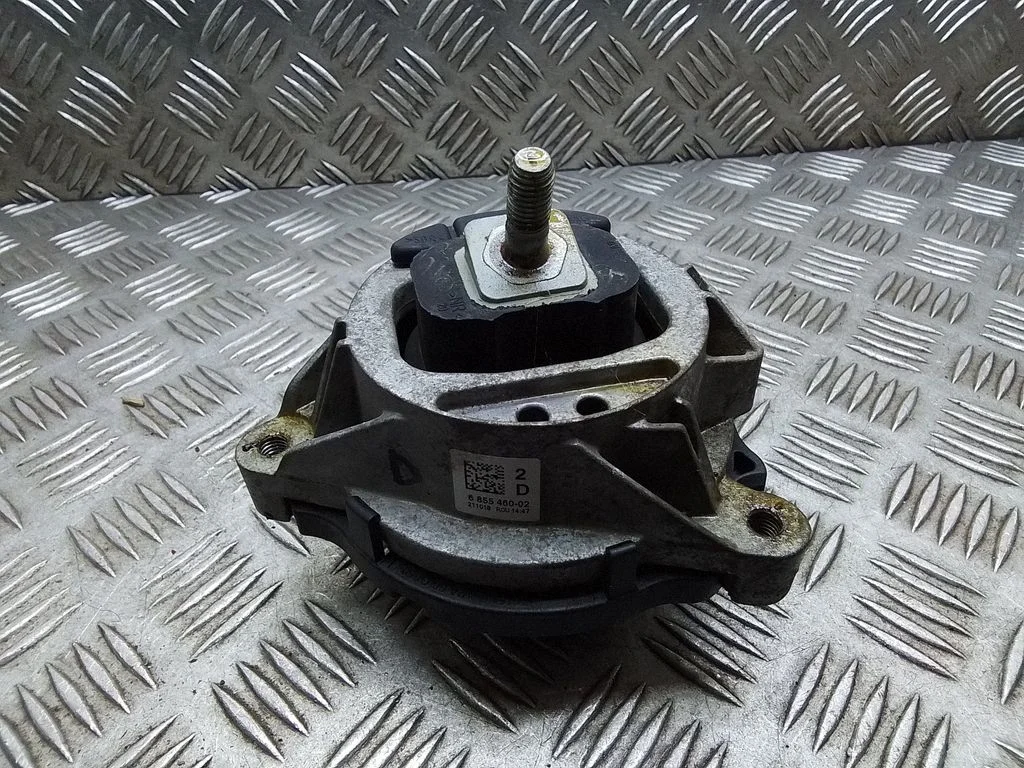 Dzinēja spilvens – BMW 1. sērija F20 F21 (2011-2019)