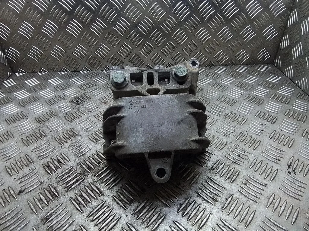 Mootoripadi 1J0199555