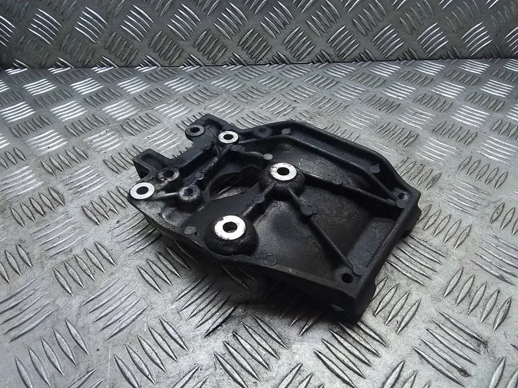Wspornik silnika – Citroen C4 I (2004-2010)
