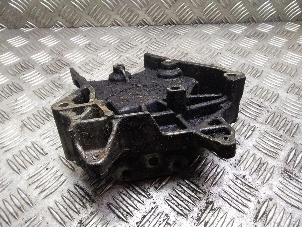 Wspornik silnika – Opel Zafira B (2005-2014)