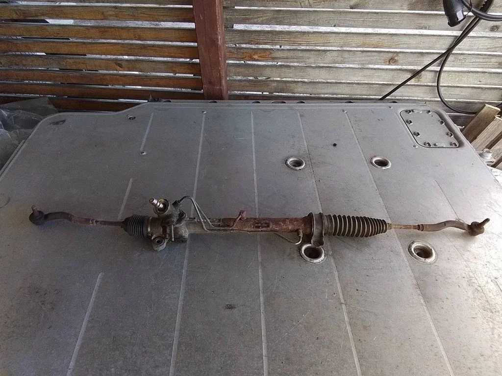 Roolilatt – Toyota Yaris Verso (1999-2005)