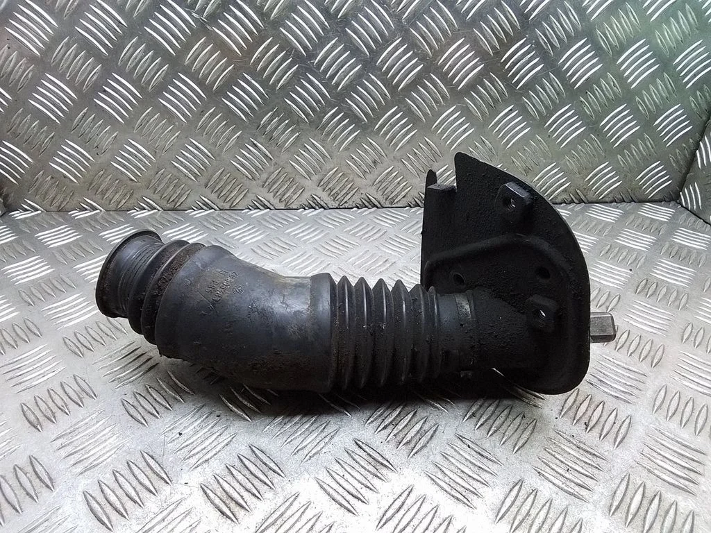 Steering column universal joint – Volkswagen Transporter - Caravelle T5 (2003-2015)