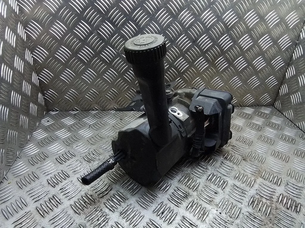 Power steering pump – Peugeot 308 (2007-2013)