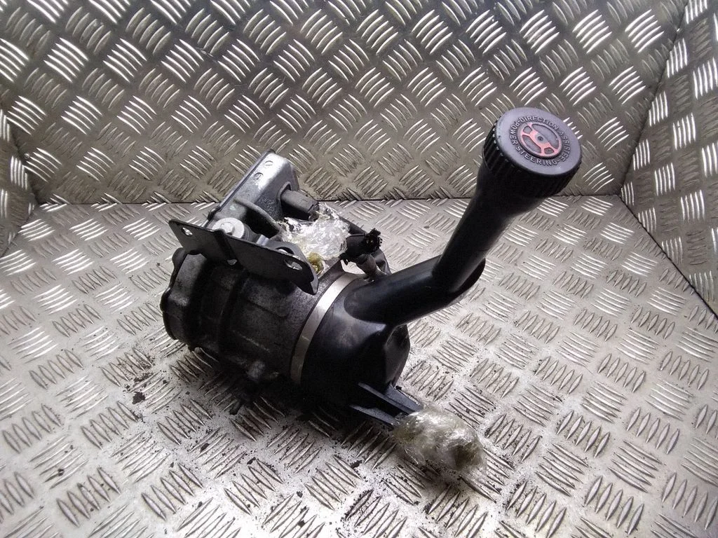 Power steering pump – Peugeot 308 (2007-2013)