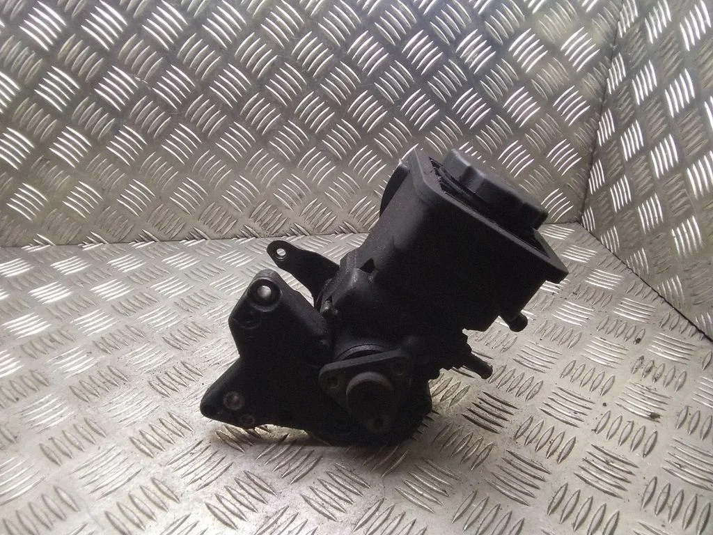 Roolivõimendi pump – BMW 3-seeria E46 (1998-2005)