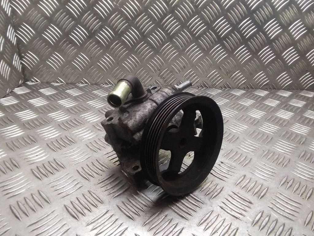 Power steering pump – Ford Transit - Tourneo Connect (2003-2008)