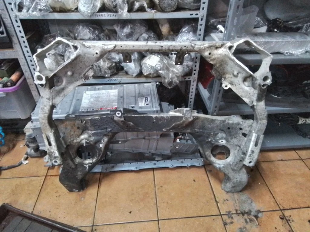 Priekšējais palīgrāmis – BMW 3. sērija E90 E91 (2005-2012)