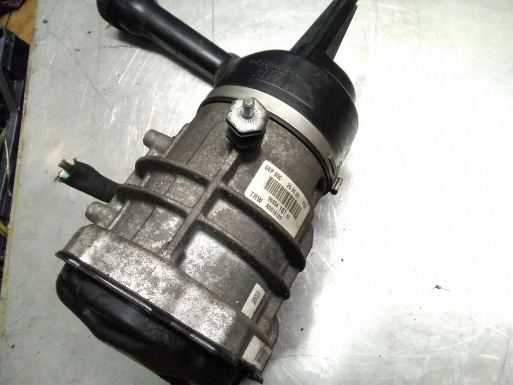 Power steering pump – Citroen C4 I (2004-2010)