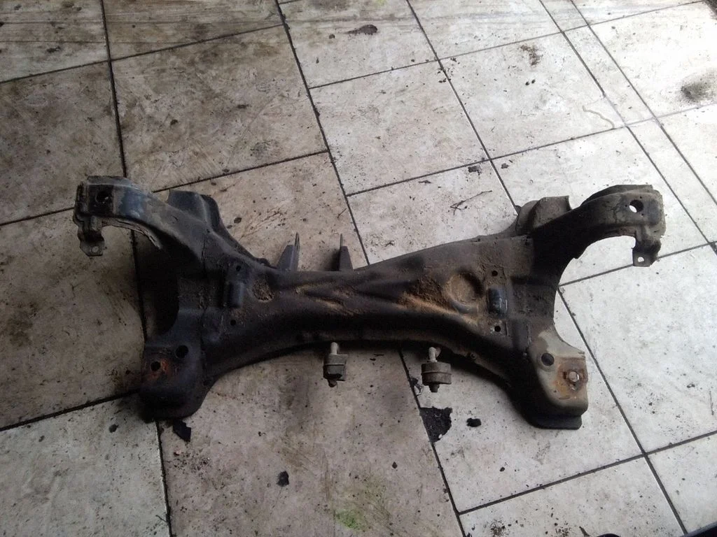 Eesmine abiraam – Seat Alhambra (Mk1) (1996-2010)