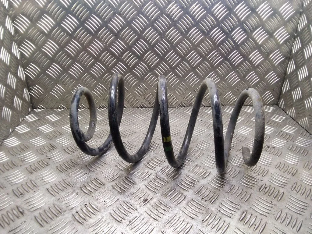 Front coil spring – Volkswagen Sharan (2001-2010)
