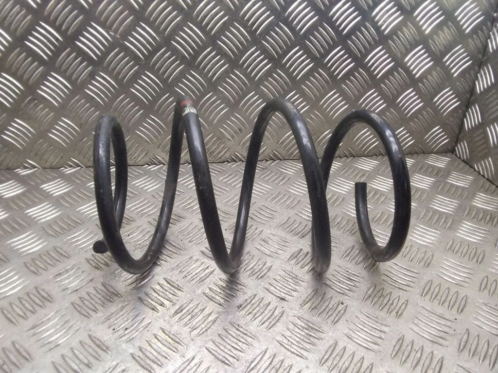 Front coil spring – BMW 3 Series E46 (1998-2005)
