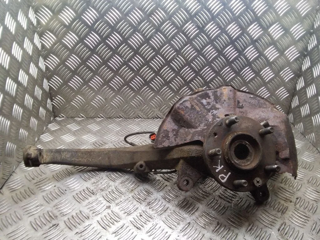 Front wheel hub – Mazda 6 (2002-2008)