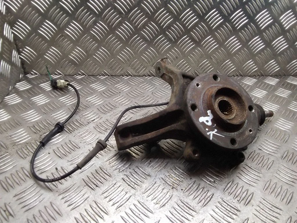 Front wheel hub – Citroen C4 I (2004-2010)
