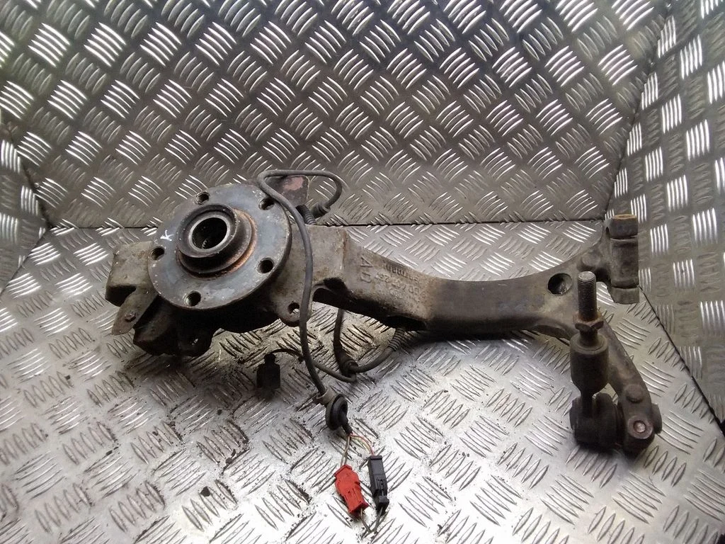 Front wheel hub – Audi A6 Allroad C5 (1999-2005)