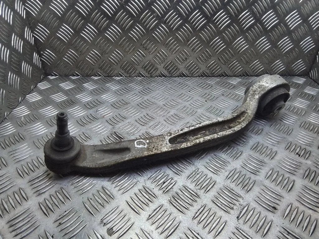 Front lower control arm/wishbone – Audi A6 Allroad C6 (2006-2011)