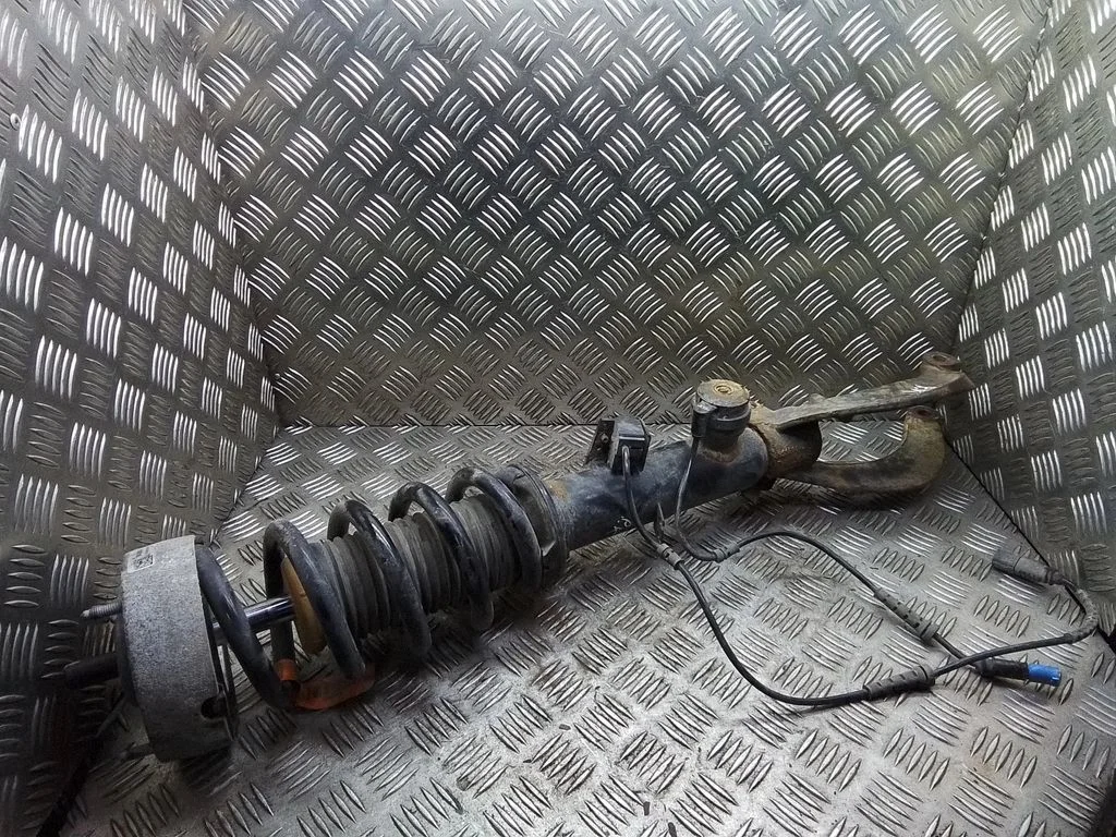 Eesmine amortisaator koos vedruga – BMW X5 F15 (2013-2017)