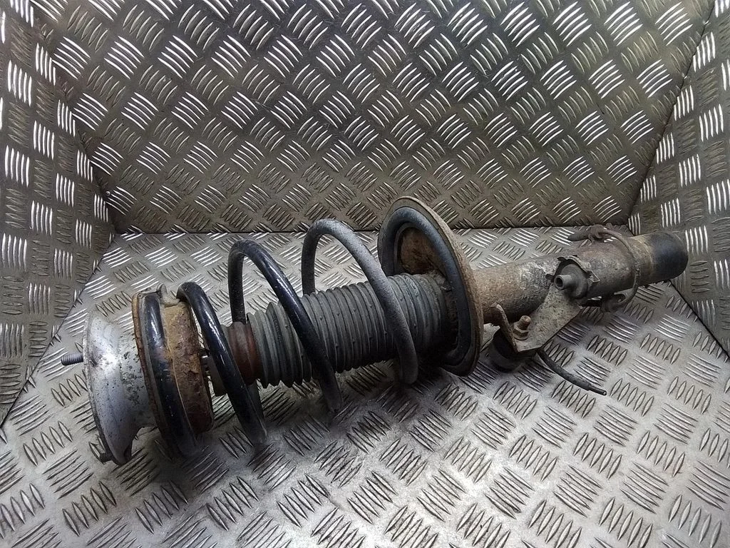 Front shock absorber with coil spring – BMW X3 E83 (2003-2010)