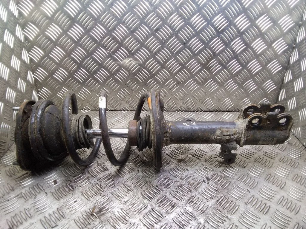 Front shock absorber with coil spring – Toyota Corolla Verso AR10 (2004-2009)