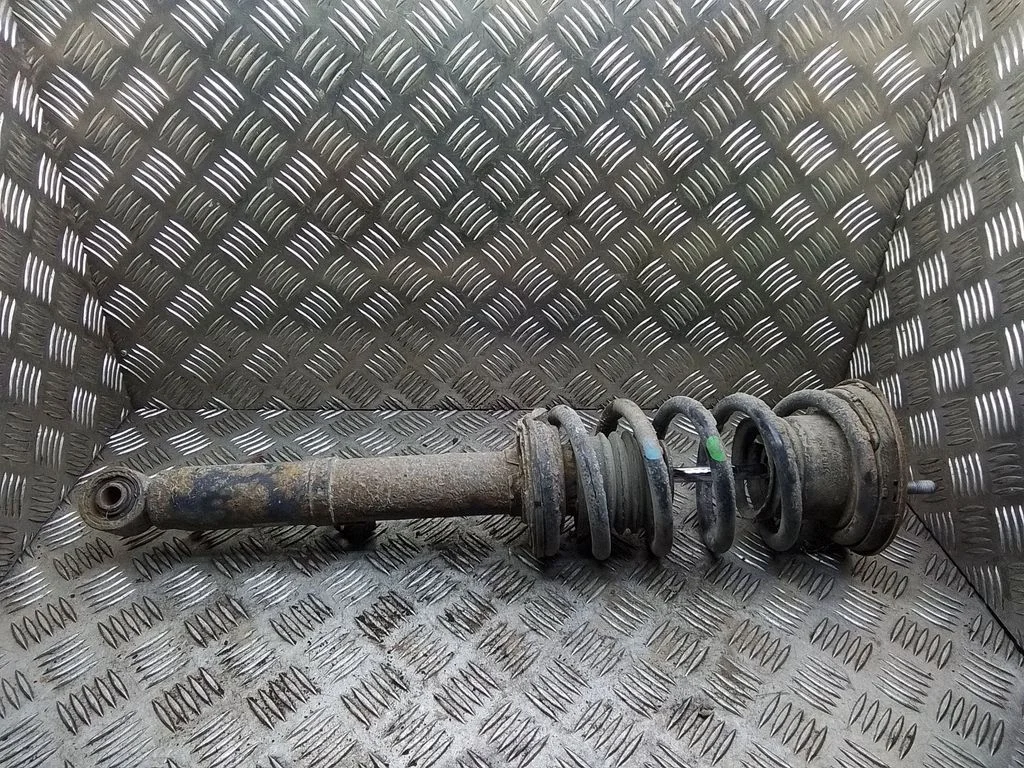 Front shock absorber with coil spring 4852053081 – Lexus IS 220D-250-350 (2006-2013)
