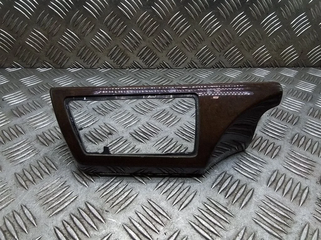 Armatuurlaua viimistlus – BMW 7-seeria E65 E66 (2001-2008)