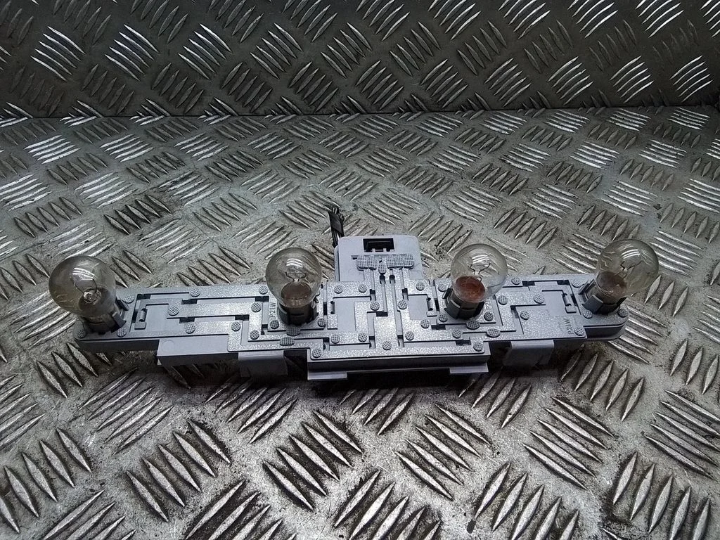 Tagatule pirni kate (pesa) – Opel Zafira B (2005-2014)
