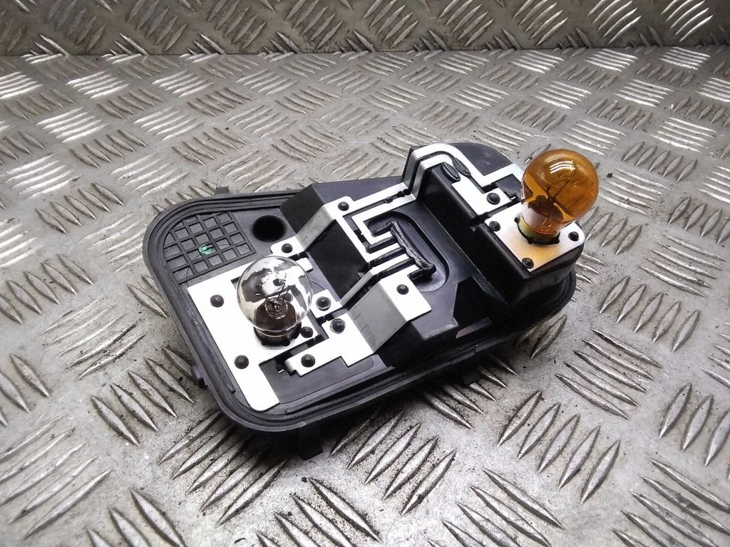 Tagatule pirni kate (pesa) – Volkswagen Touareg I (2002-2010)
