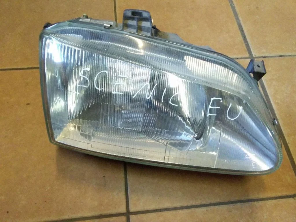 Esituli – Renault Scenic I (1996-2003)